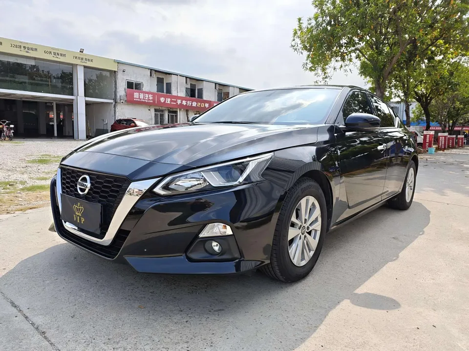Nissan Altima Sound of nature 2021 2.0L XE Exclusive Edition 2023 — photo 1, buy with delivery to Moscow