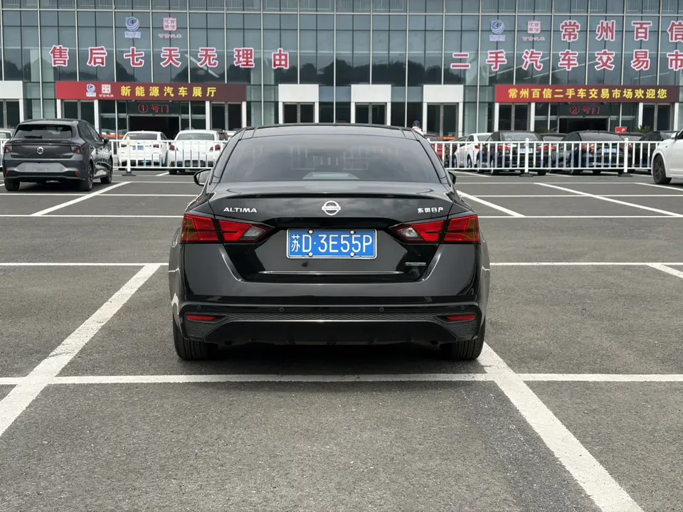 Nissan Altima 2.0L XE Pure Edition 2023 — миниатюра 2