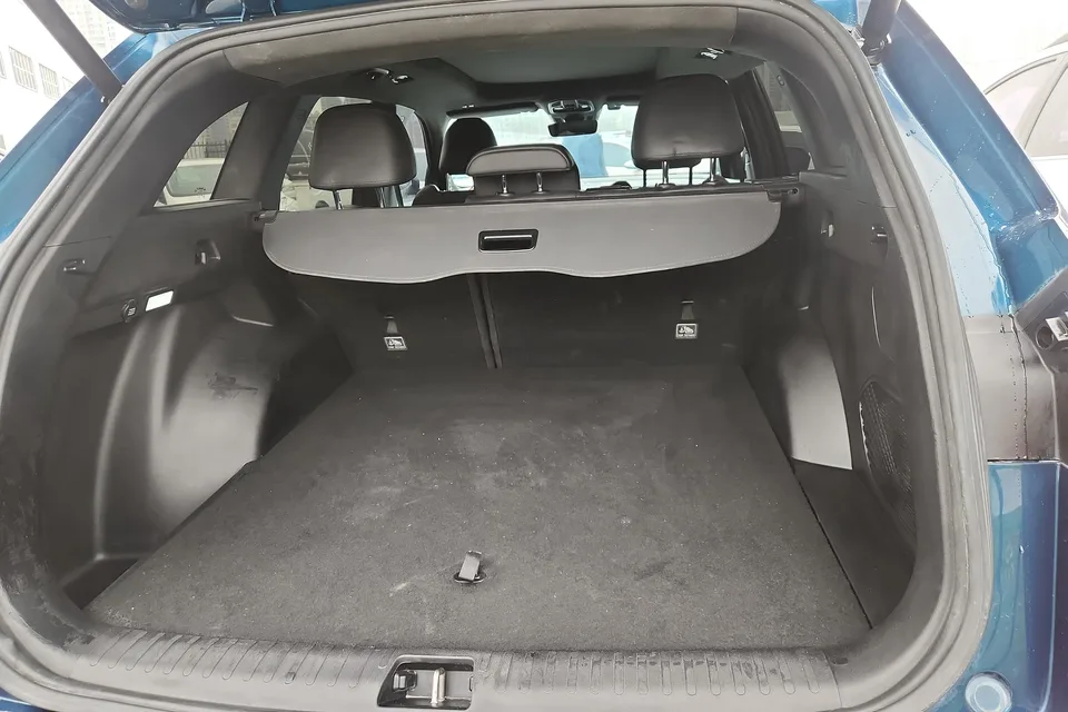 Geely Monjaro 2.0TD High-power Automatic 4WD Flagship Model 2022 — миниатюра 4