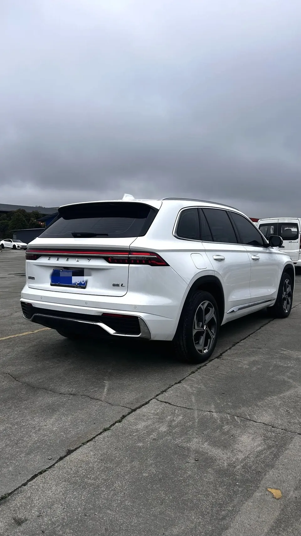 Geely Monjaro 2.0TD DCT EVO 2WD Changfeng Edition 2024 — миниатюра 2