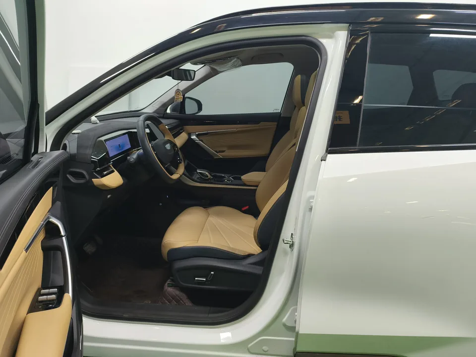 Geely Atlas L Boyue L 2023 1.5TD DCT Premium Edition 2024 — миниатюра 5