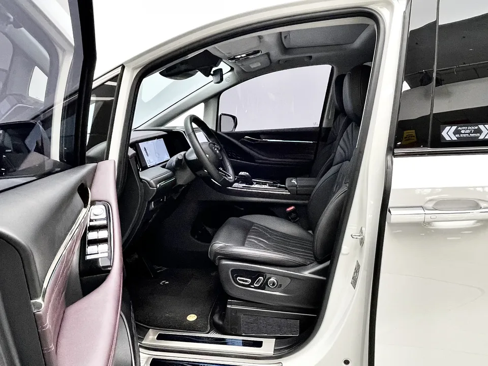 GAC Trumpchi M8 Trumpchi M8 2024 Master Series 2.0TGDI Supreme Edition 2024 — миниатюра 5