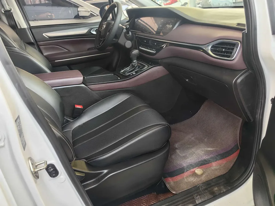 GAC Trumpchi M6 Pro 270T Automatic Deluxe Edition 2022 — миниатюра 3