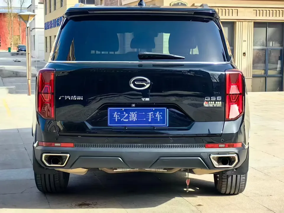 GAC Trumpchi GS8 Trumpchi GS8 2022 Trumpchi GS8 2022 Pilot Series 2.0TGDI 2WD luxury smart connected version 7 seats 2022 — thumbnail 2