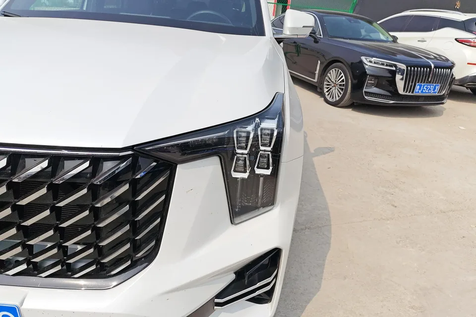 GAC Trumpchi GS8 Trumpchi GS8 2025 Trumpchi GS8 2025 Pilot Series 2.0TGDI 2WD 5-seater Luxury Edition 2025 — thumbnail 2