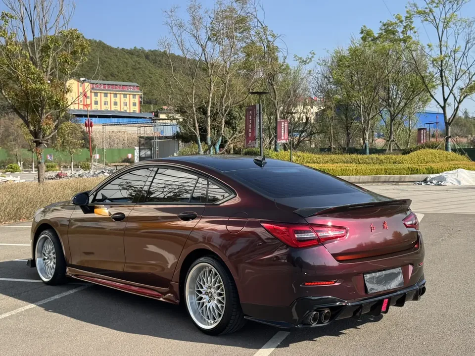 Hongqi H5 classic Hongqi H5 Classic 2022 1.5T DCT Flag Rhyme Edition 2022 — миниатюра 4