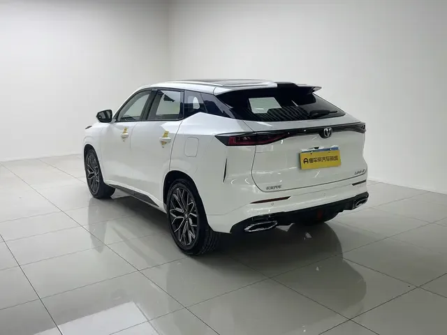 Changan Uni-Z Changan UNI-Z 2025 1.5T DCT Luxury Edition 2024 — миниатюра 2