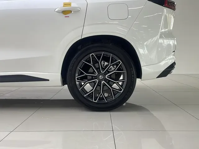 Changan Uni-Z Changan UNI-Z 2025 1.5T DCT Luxury Edition 2024 — миниатюра 3