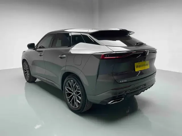 Changan CS75PLUS Changan CS75 PLUS 2023 The third generation 1.5T automatic premium model 2023 — thumbnail 2