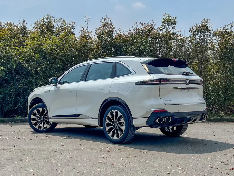 Changan CS75PLUS Fourth Generation Ultra 2.0T New Blue Whale Wind Edition 2026 — миниатюра 5