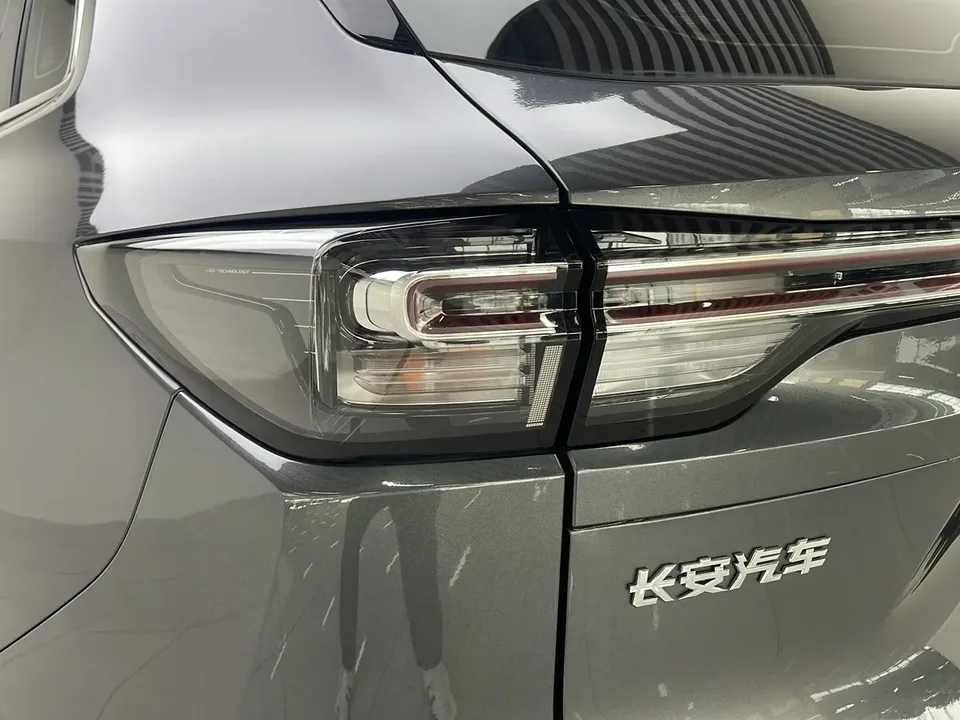 Changan CS55 Plus Changan CS55 PLUS 2024 third generation 1.5T DCT Excellence Edition 2024 — миниатюра 4