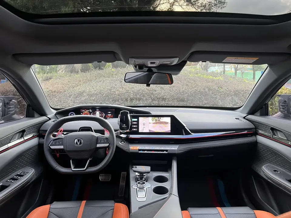 Changan UNI-V Changan UNI-V 2024 1.5T Premium Sports 2024 — thumbnail 4