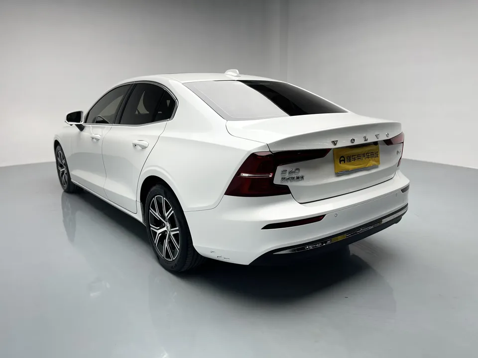 Volvo S60 S60 2025 Volvo S60 2025 B4 Zhiyi Luxury Edition 2024 — thumbnail 2