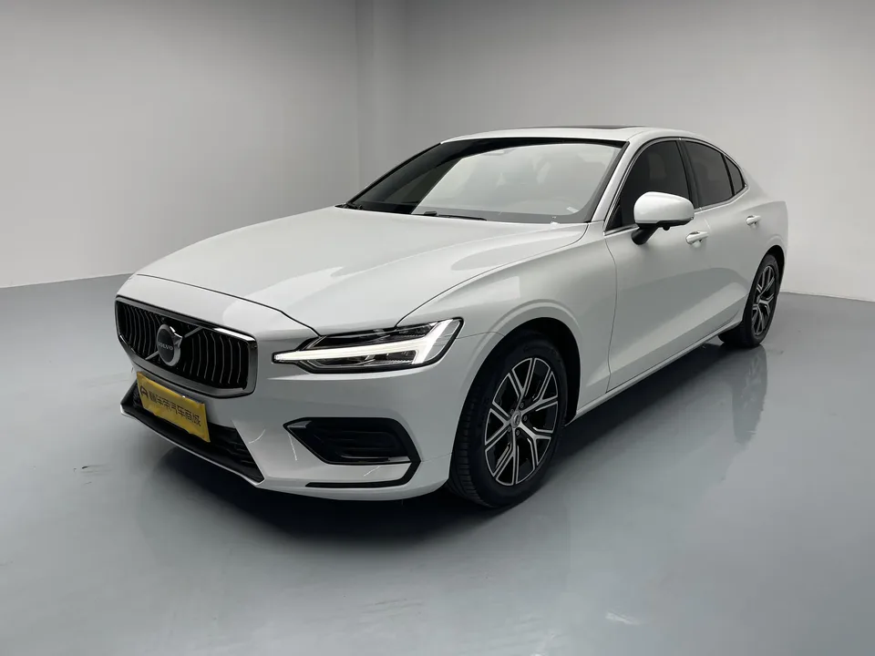 Volvo S60 2024