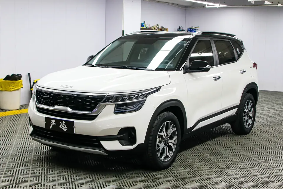 Kia Run proudly AOPAO 1.5L CVT Trend Edition 2022 — фото 1, купить с доставкой в Москву