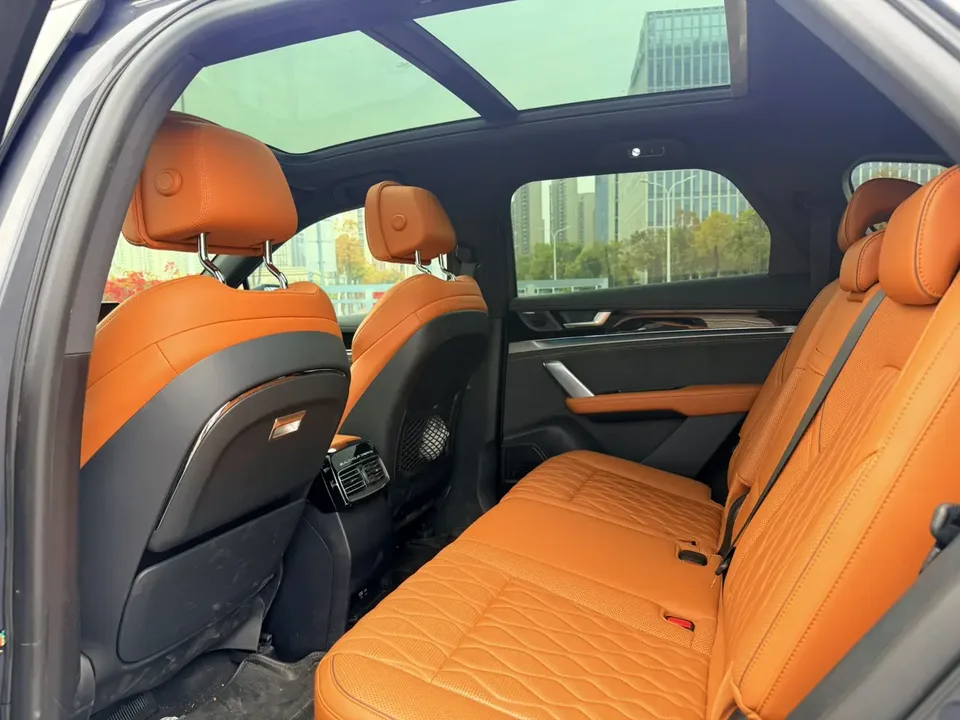 BYD Tang DM DM-i Champion Edition 112KM Premium Edition 2023 — миниатюра 3