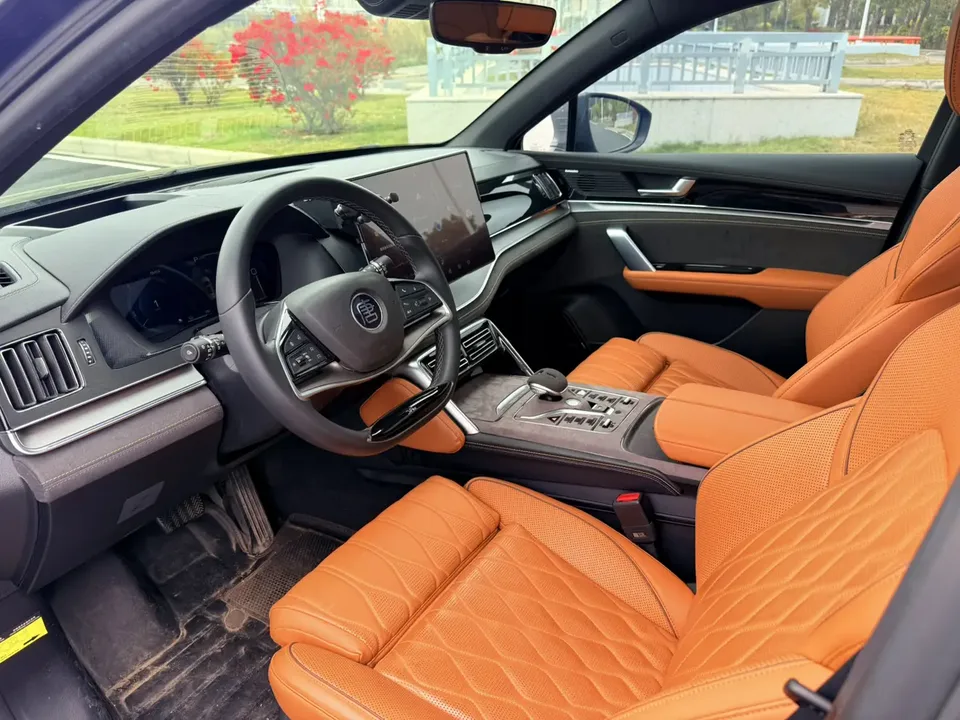 BYD Tang DM DM-i Champion Edition 112KM Premium Edition 2023 — миниатюра 5
