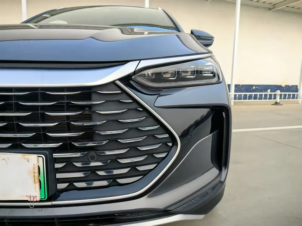 BYD Tang DM Tang DM 2025 DM-i 115KM Premium Edition 2024 — миниатюра 3