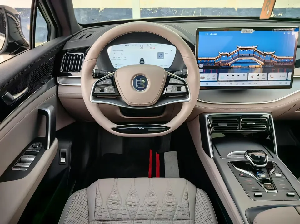 BYD Tang DM Tang DM 2025 DM-i 115KM Premium Edition 2024 — миниатюра 5