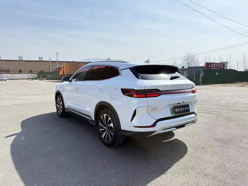 BYD Song PLUS DM DM-i Champion Edition 110KM Flagship Model 2024 — миниатюра 4