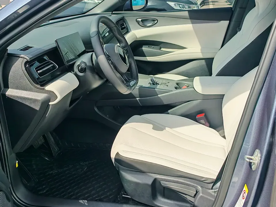 BYD Seal 06DM DM-i 80KM Luxury 2025 — миниатюра 5