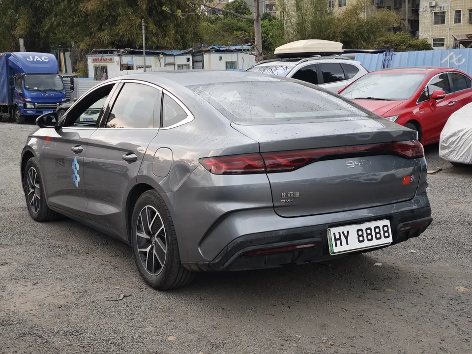 BYD Qin L DM DM-i 120KM Beyond Edition 2024 — миниатюра 4