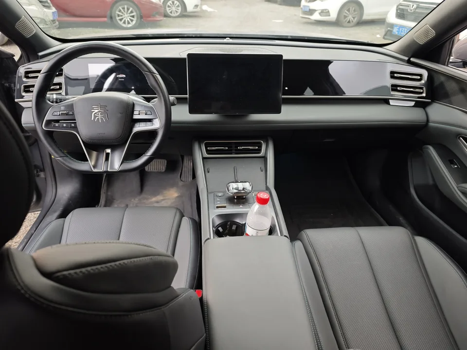 BYD Qin L DM DM-i 120KM Beyond Edition 2024 — миниатюра 5