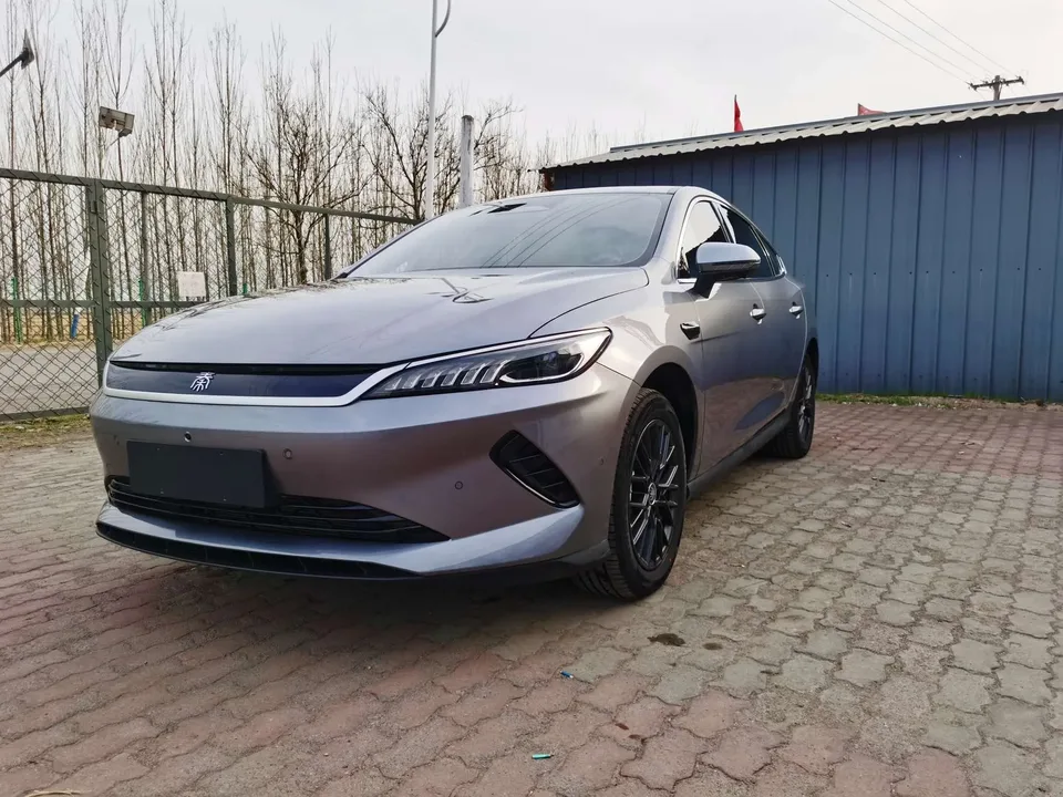 BYD Qin PLUS EV Smart Driving Edition 510KM Beyond Edition 2025 — фото 1, купить с доставкой в Москву