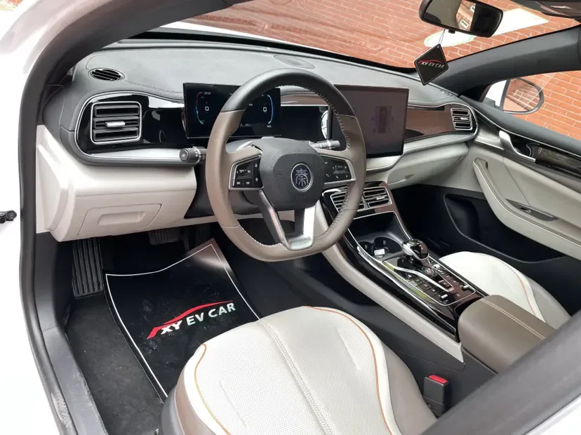 BYD Qin PLUS DM Qin PLUS DM 2025 Intelligent Driving Edition DM-i 55KM Leading Edition 2025 — thumbnail 2