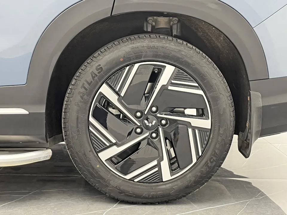 Wuling Starlight S PHEV 130km Flagship Model 2025 — миниатюра 3