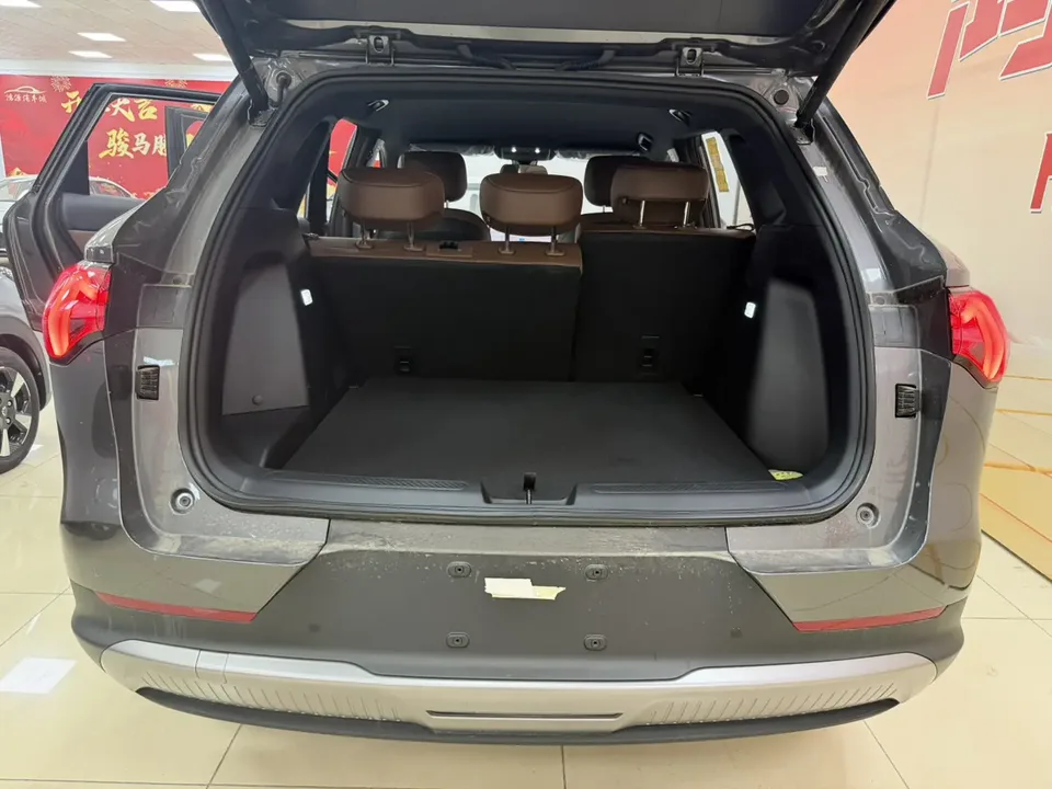 Wuling Starlight S PHEV Wuling Starlight S PHEV 2025 130km Pilot 2026 — thumbnail 3