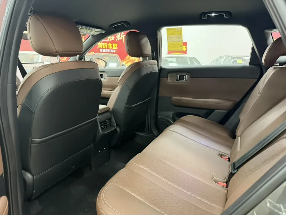 Wuling Starlight S PHEV Wuling Starlight S PHEV 2025 130km Pilot 2026 — thumbnail 5