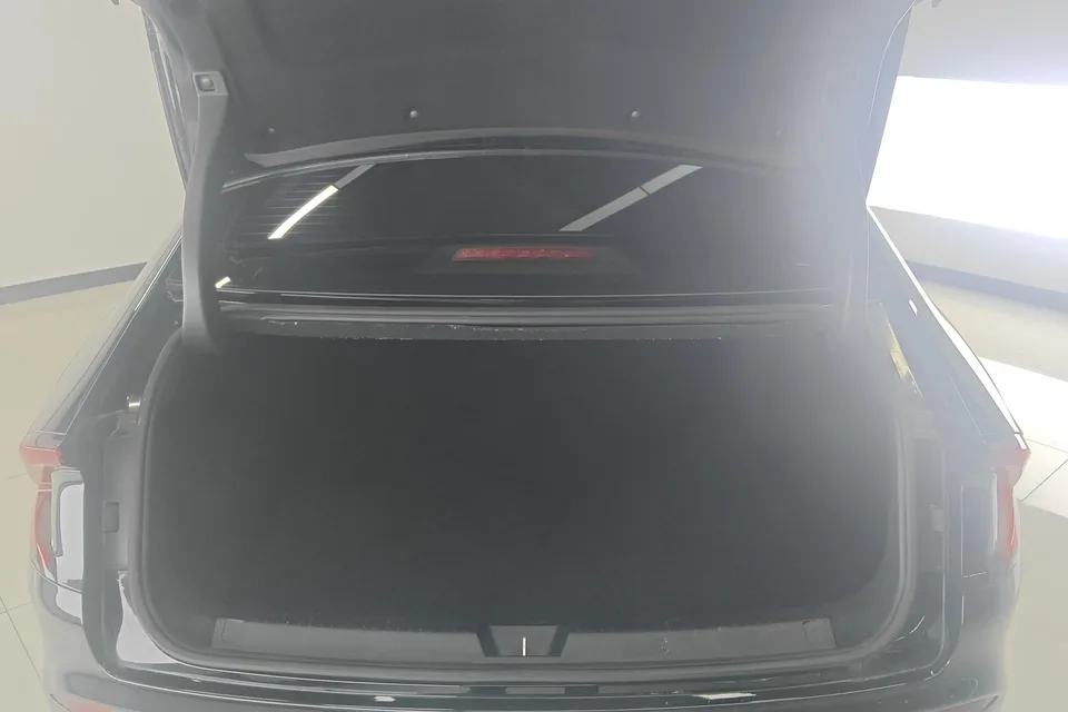 Wuling Starlight PHEV Wuling Starlight PHEV 2024 Co-creation Edition 150 Pilot 2024 — thumbnail 5