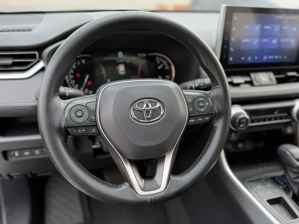 Toyota RAV4 2.0L CVT 2WD Fashion Edition 2022 — миниатюра 5