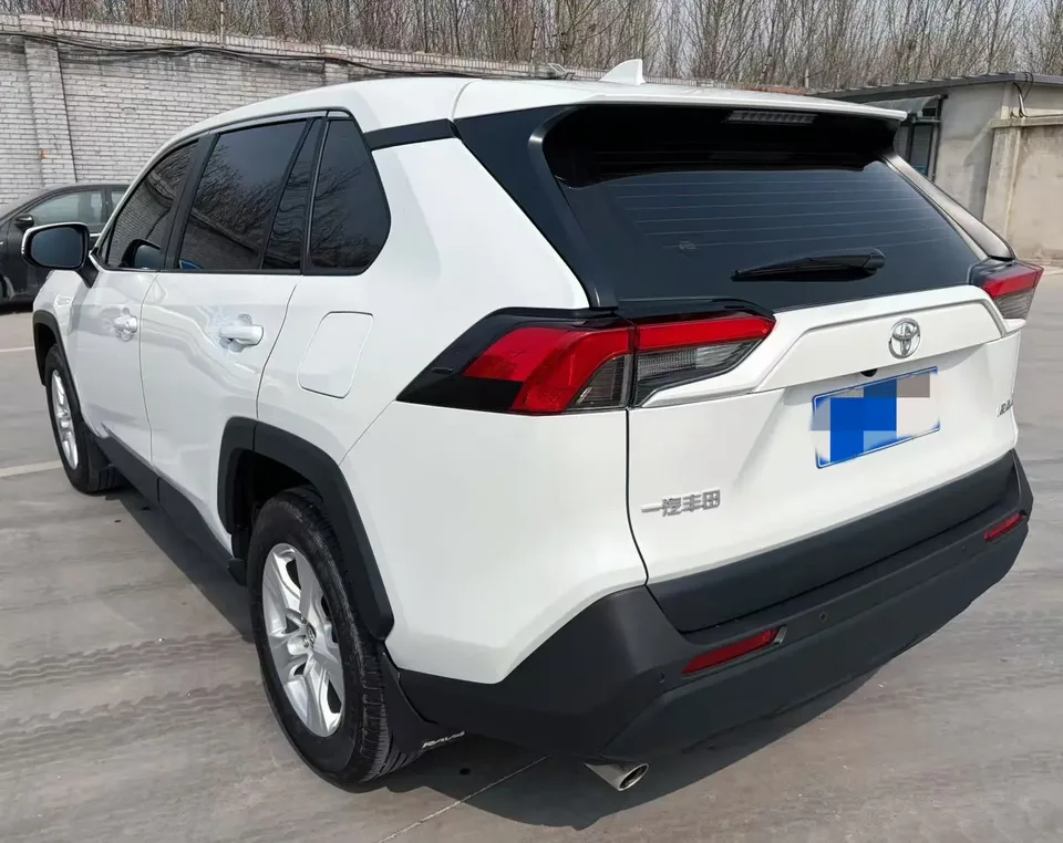 Toyota RAV4 2024