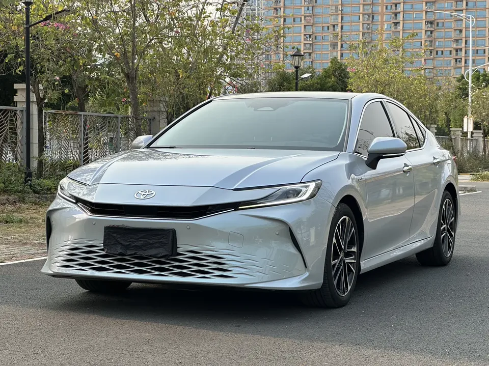 Toyota Camry 2024