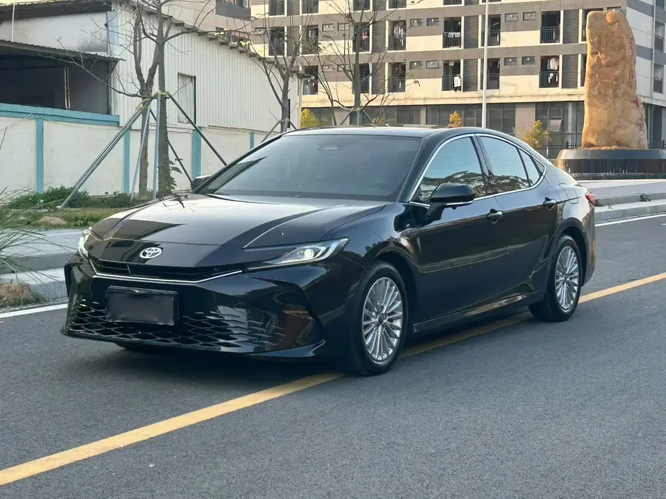 Toyota Camry 2024