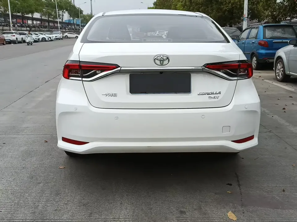 Toyota Corolla Corolla 2023 1.2T S-CVT Pioneer Edition 2023 — thumbnail 2