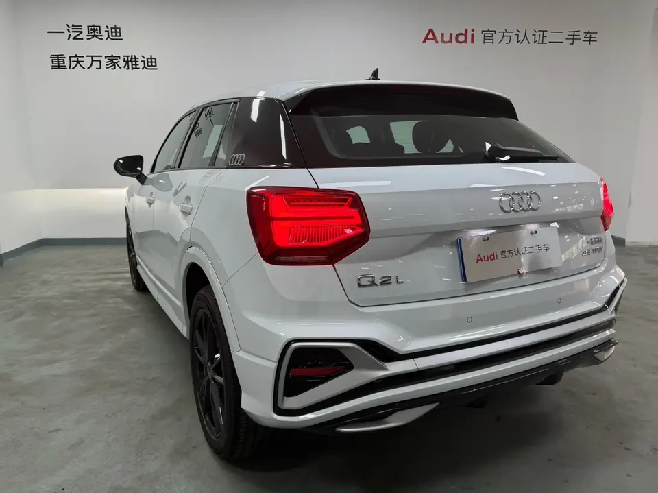 Audi Q2L Audi Q2L 2024 35 TFSI aggressive and dynamic model 2025 — миниатюра 2