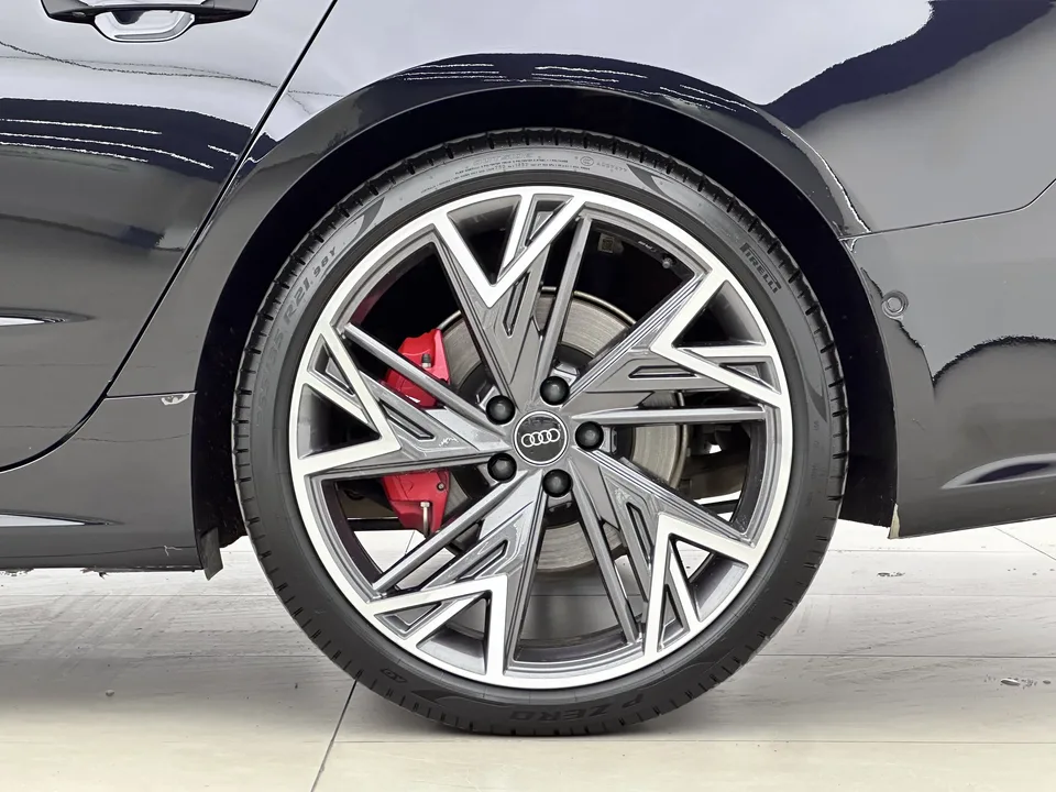 Audi A7L Audi A7L 2024 45 TFSI quattro S-line Black Warrior Edition 2024 — thumbnail 3