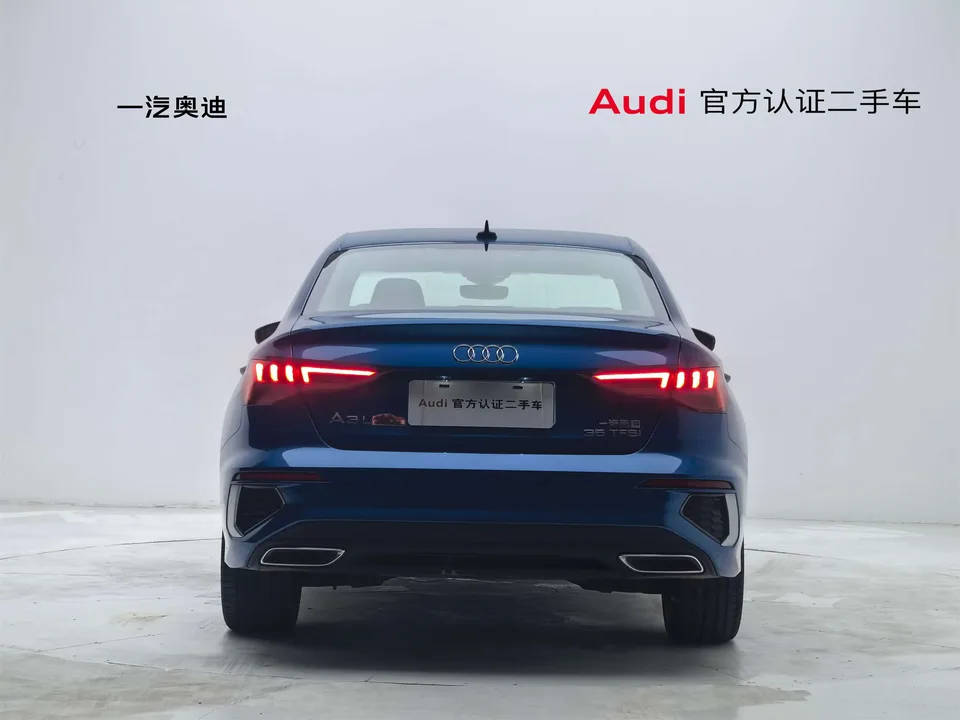 Audi A3 A3L Limousine 35 TFSI Fashion Sports 2023 — миниатюра 2