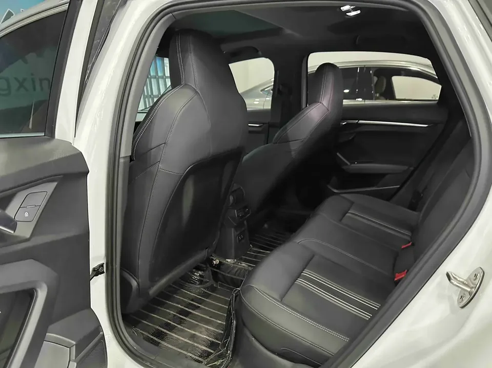 Audi A3 Sportback 35 TFSI stylish and sporty 2022 — миниатюра 3