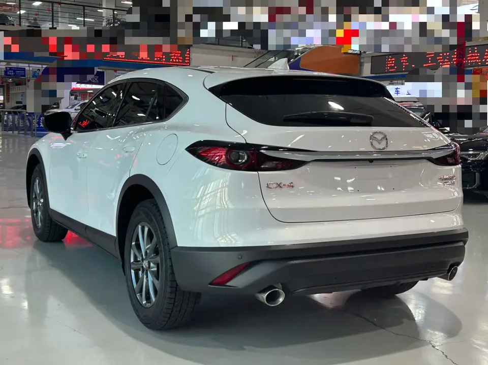 Mazda CX-4 Mazda CX-4 2021 2.0L 2WD Blue Sky Vitality Edition 2023 — thumbnail 4