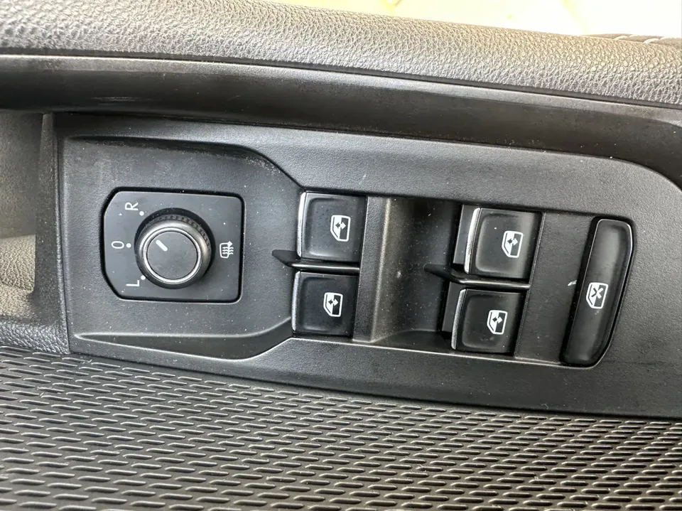 Skoda Octavia PRO TSI280 DSG Exclusive Edition 2022 — миниатюра 3