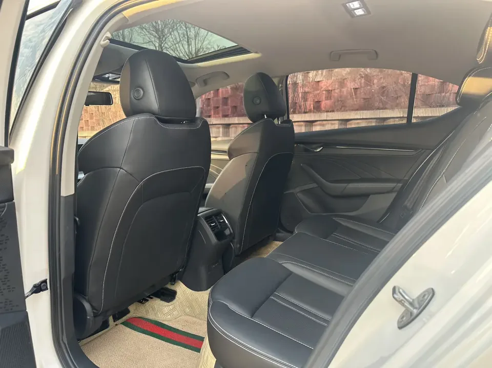 Skoda Octavia PRO TSI280 DSG Exclusive Edition 2022 — миниатюра 5