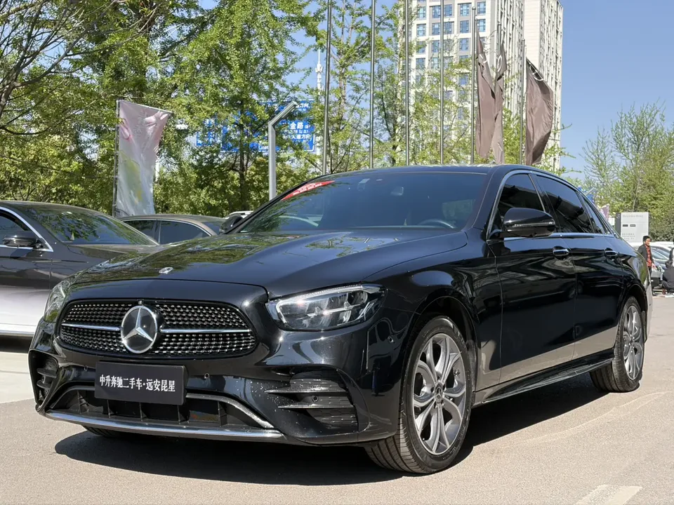 Mercedes-Benz E-Class E-Class 2022 Mercedes-Benz E-Class 2022 E 300 L luxury sports sedan 2022 — thumbnail 4