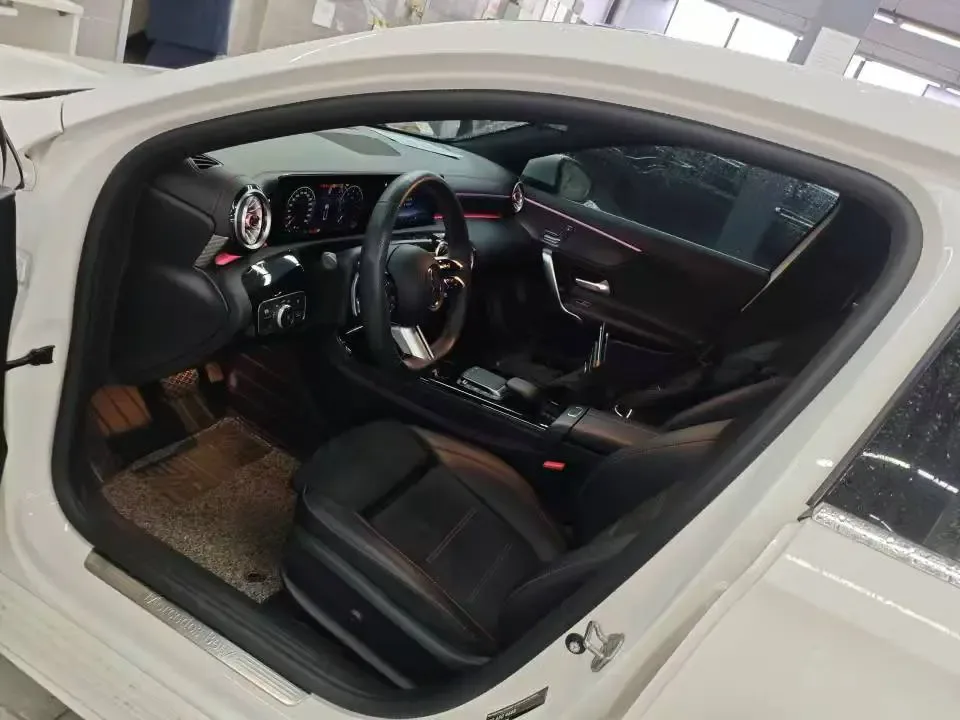 Mercedes-Benz Mercedes Benz A Class Mercedes-Benz A-Class 2023 A 200 L Sports Sedan Fashion Edition 2023 — миниатюра 2