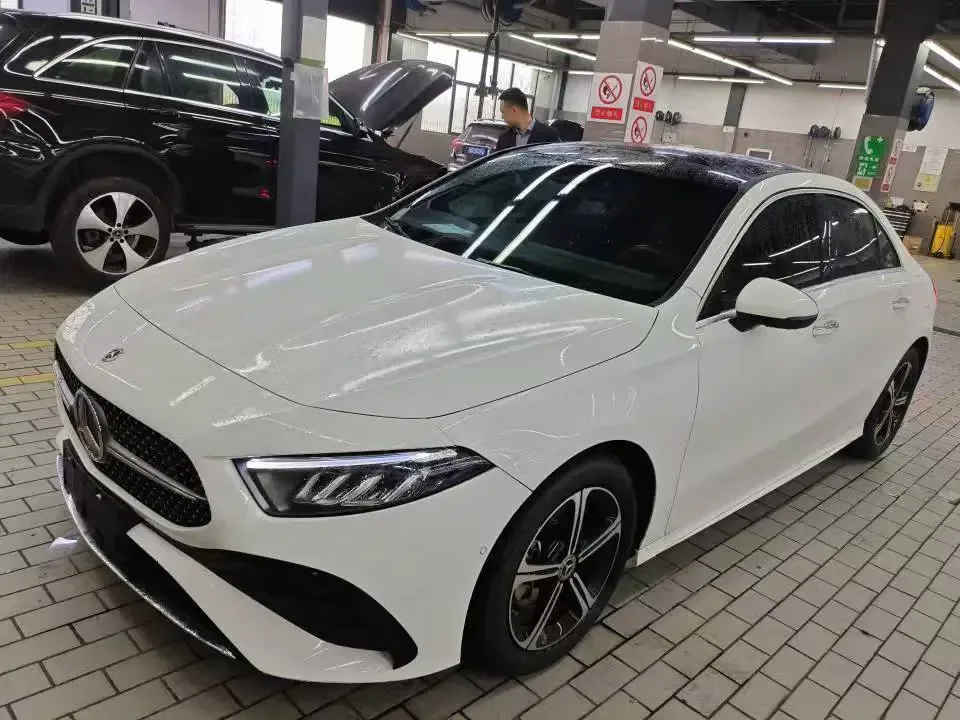 Mercedes-Benz Mercedes Benz A Class 2023