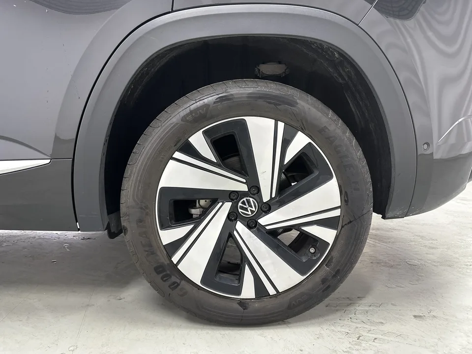 Volkswagen Teramont Tuang 2022 Touron X 380TSI 4WD Luxury Edition 2022 — миниатюра 3