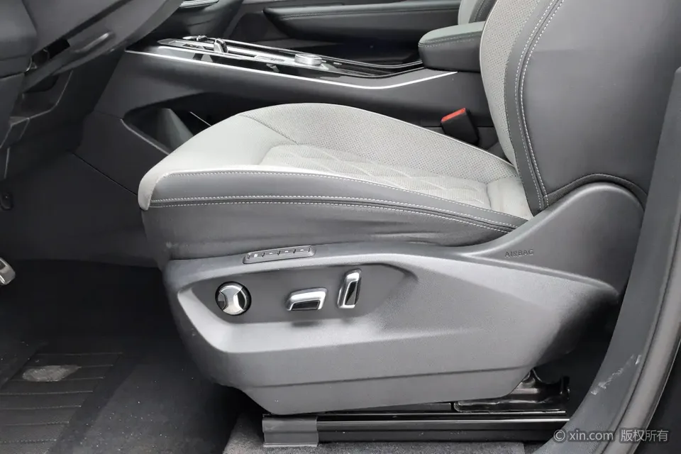 Volkswagen Patrol 2023 Lanxun 380TSI 4WD R-Line Touring Edition 2023 — миниатюра 4